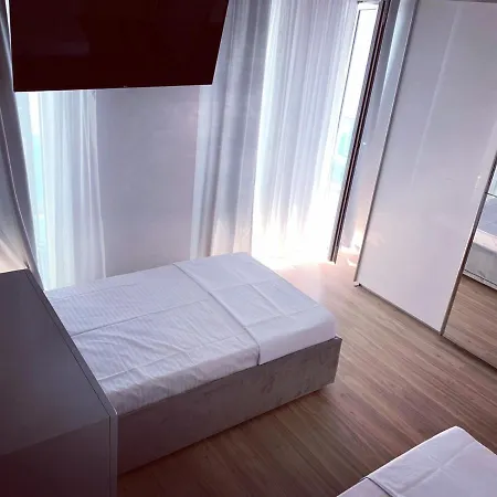 Moon Lake Apartament Apartmán